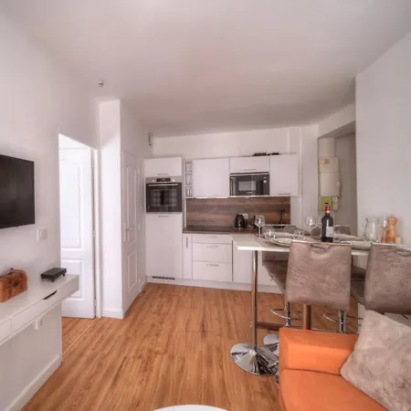 La Petite Venise Apartment *